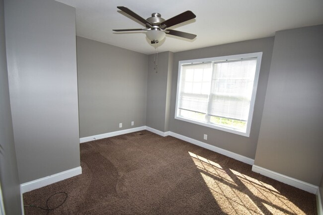 Foto del edificio - 3 Bedroom Pet Friendly Home For Rent in Chalet Hills!