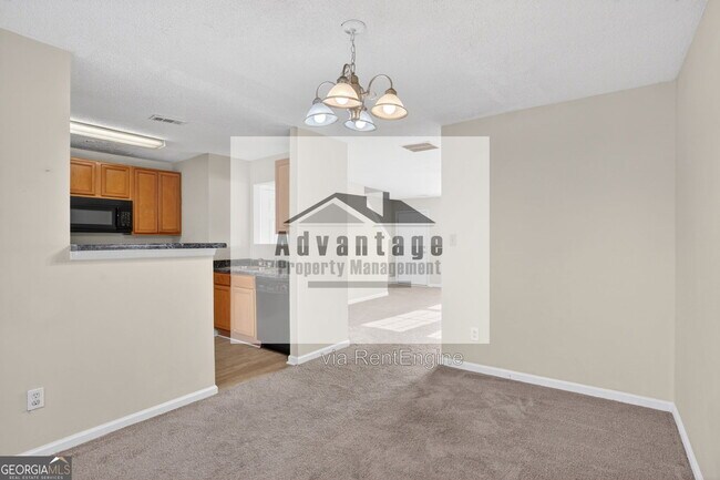 Building Photo - 8100 Oakley Cir