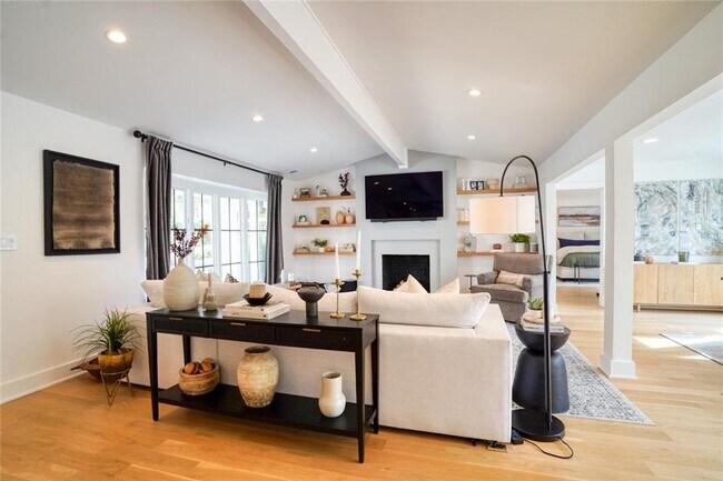 Foto del edificio - 260 Danbury Ln NW