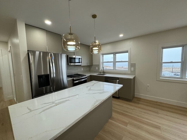 Interior Photo - TWELVE17 Ocean Ave