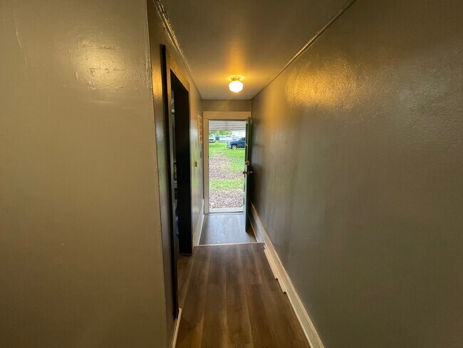 Foto del edificio - 336 E Wolcott St