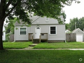 Building Photo - 1218 Vine St