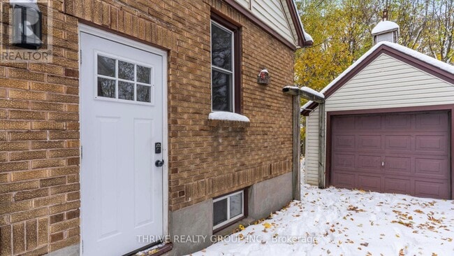 Building Photo - 36 Bond St