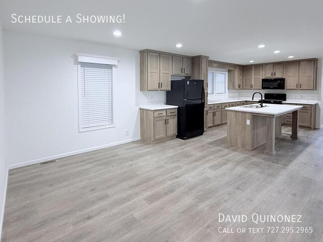 Building Photo - 6198 West Adams-