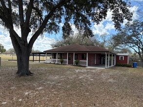 Building Photo - 1406 Berkshire Dr