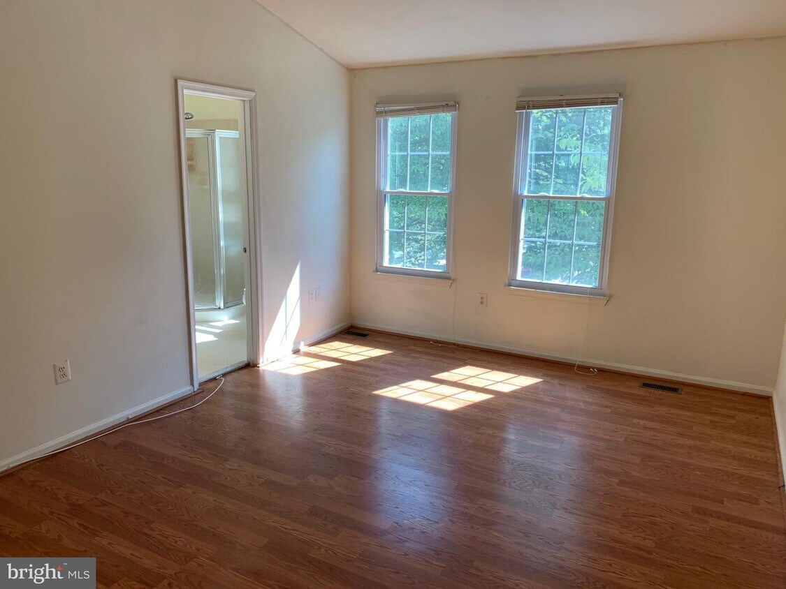 7727 Ct, Derwood, MD 20855 Townhome Rentals in Derwood MD