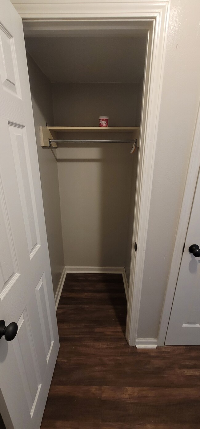 Building Photo - 1748 Port Dr