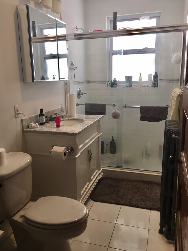 Foto del edificio - 121 Calumet St