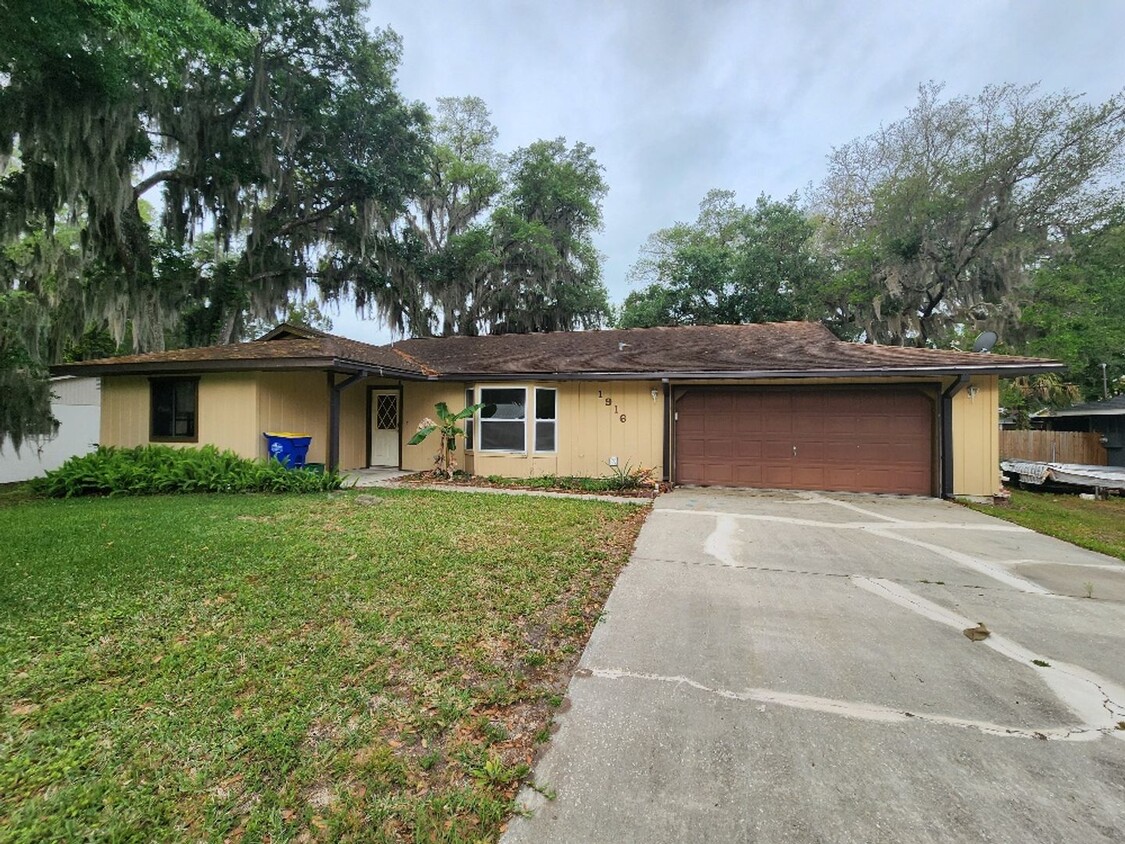 Primary Photo - Nice 3/2 home in Florida Shores