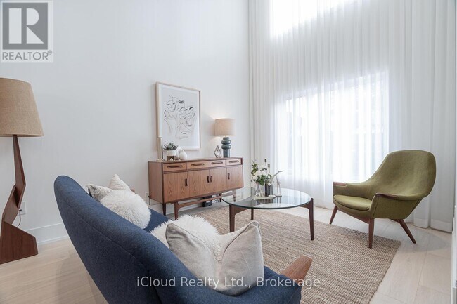 Building Photo - 5389 Kindos St