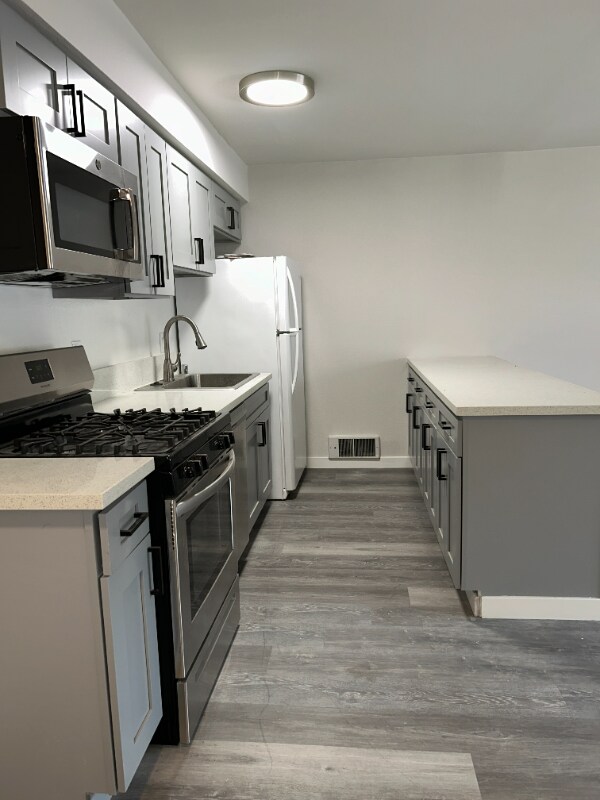 Foto del edificio - 10831 Fruitland Dr