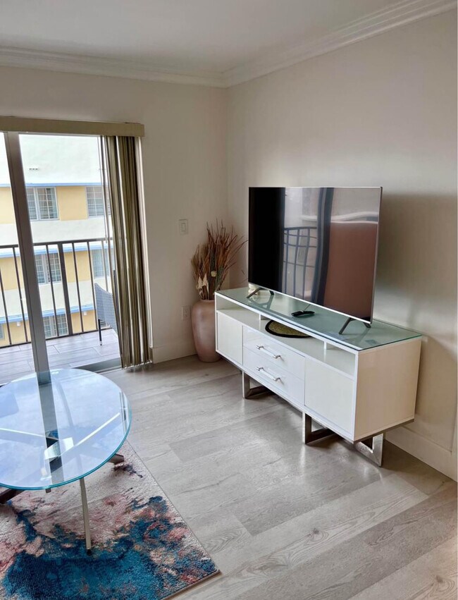 Foto del edificio - 1150 Collins Ave