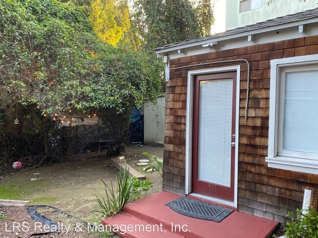 Building Photo - 1 br, 1 bath House - 931 Palm Ave.