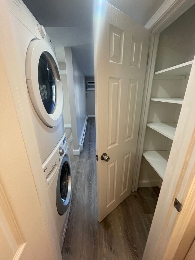 Building Photo - Newly Renovated 2BR at Pondsview Apts, Bil...