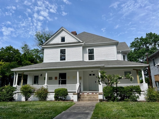 Primary Photo - 126 Tate St