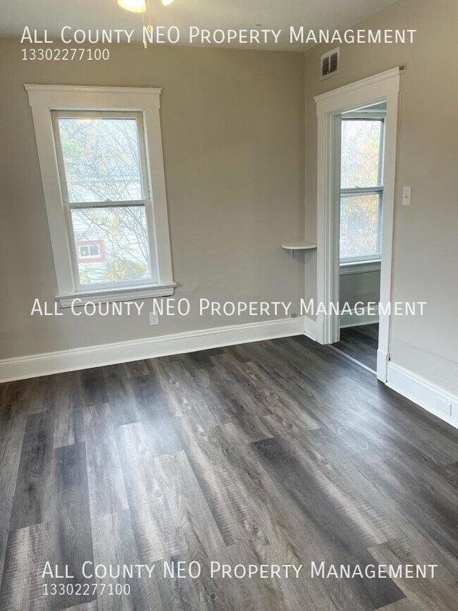 Building Photo - 12521 Plover St