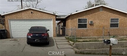 Building Photo - 316 Maxine Ave