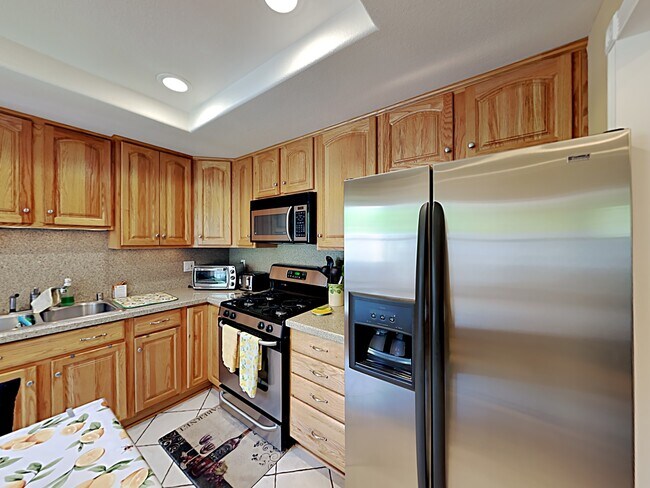 Building Photo - 6839 Poppyview Dr