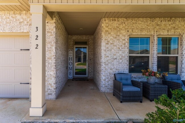 Foto del edificio - 322 Jackson Pt Cir
