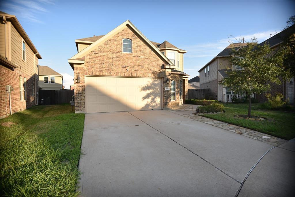 Foto principal - 14910 Breezy Forest Ln