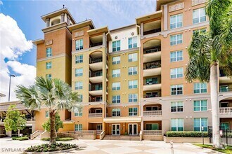 Building Photo - 2825 Palm Beach Blvd