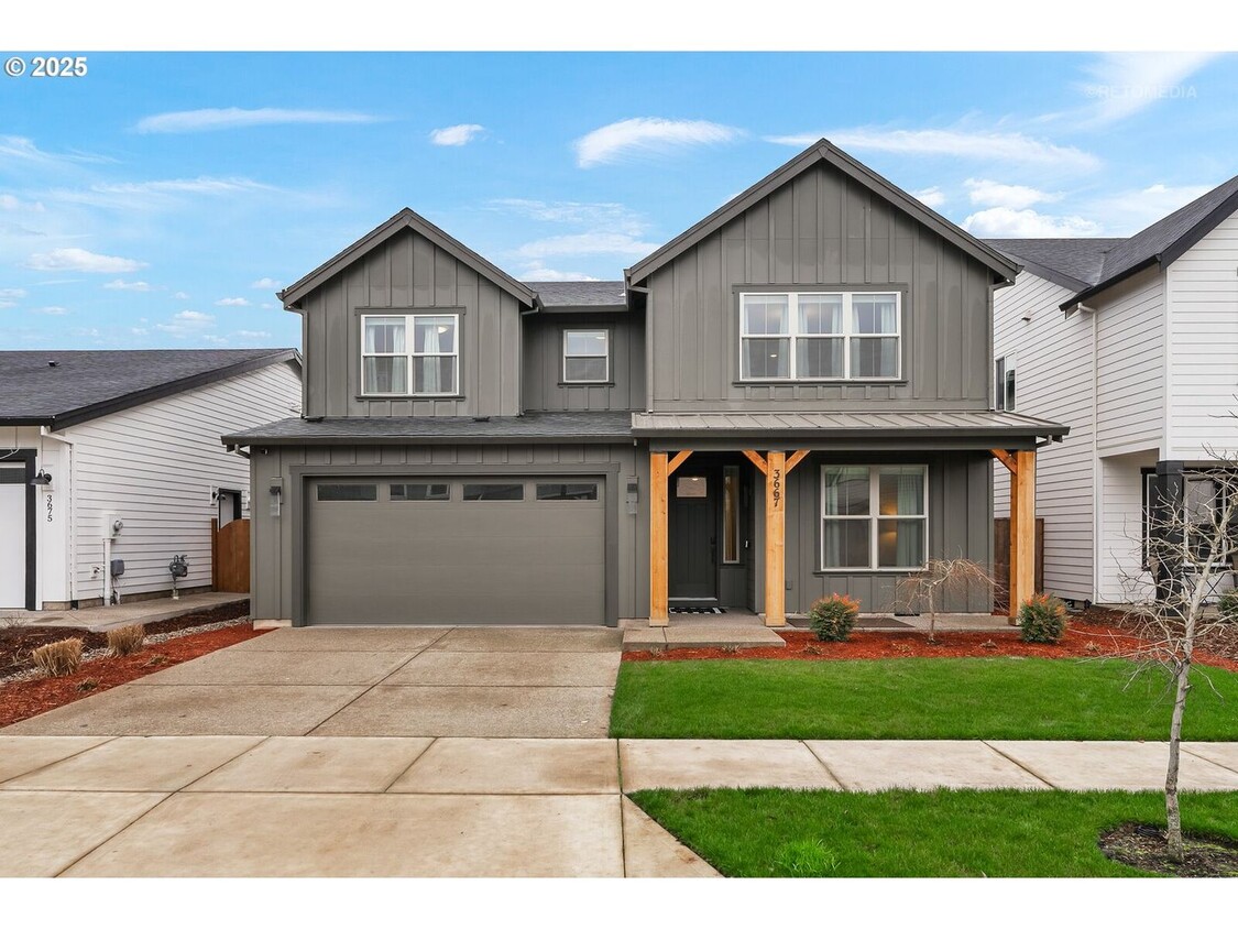 Primary Photo - Immaculate 2022 Build 4 bed, 2.5 Bath Home...