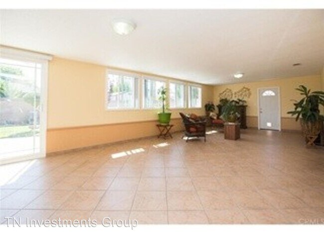 Building Photo - 4 br, 2 bath House - 1176 N Arbor
