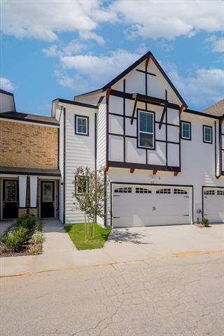 Building Photo - 259 Harris St