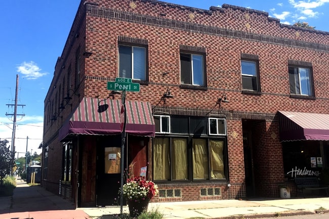 Building Photo - 1302 S Pearl St