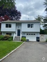 Building Photo - 52 Forest Ave