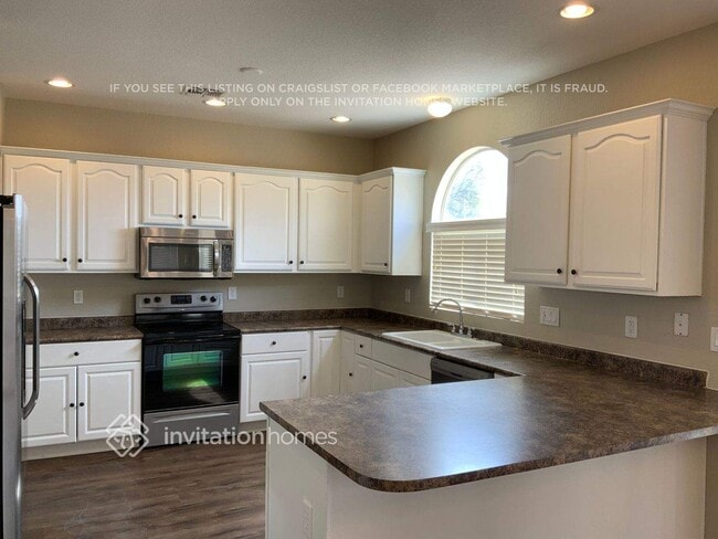 Building Photo - 4821 E Meadow Mist Ln