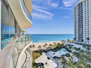Building Photo - 17475 Collins Ave