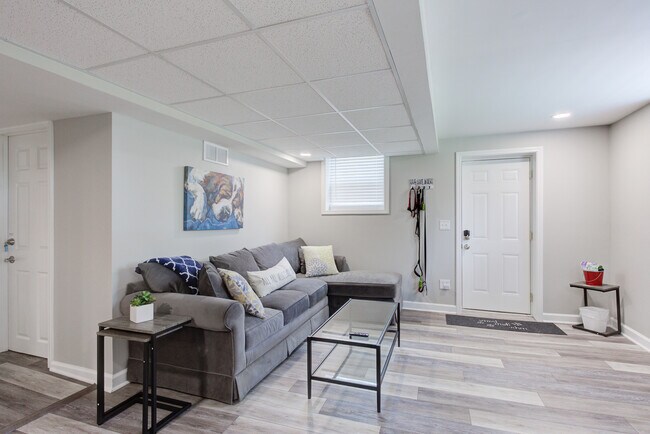 Entrada - Sala de estar - 4340 Lake Laurel Dr SE