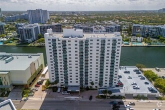 Building Photo - 3000 S Ocean Dr