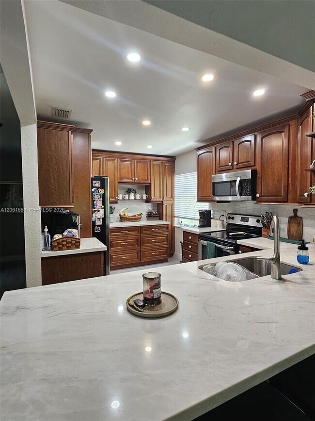 Foto del edificio - 17728 SW 20th St