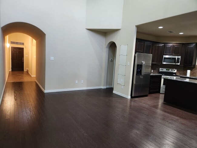 Building Photo - 4167 Florence Dr