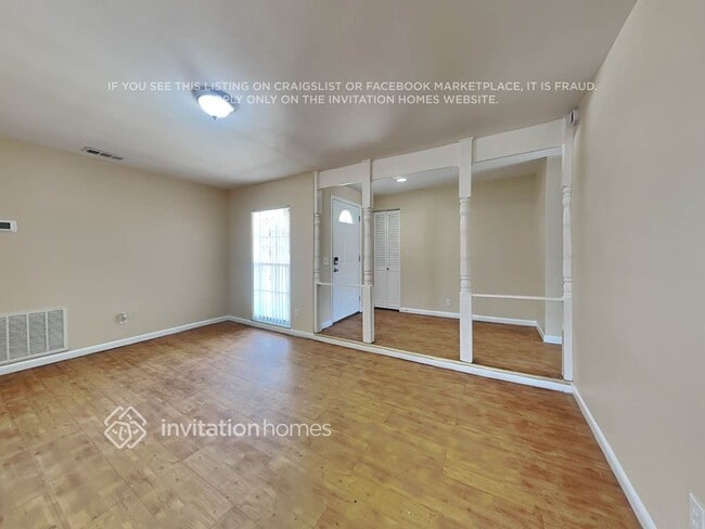 Foto del edificio - 8303 W Hiawatha St