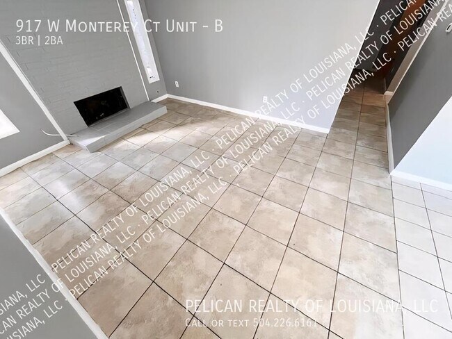 Foto del edificio - 917 Monterey Ct S