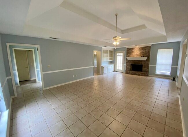 Building Photo - 149 Glenwood Dr