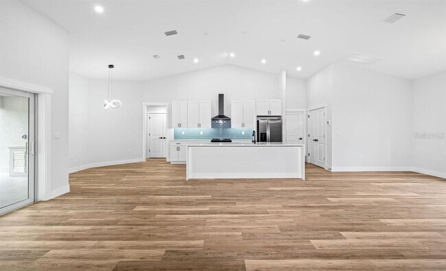 Foto del edificio - 12235 Hernando Rd