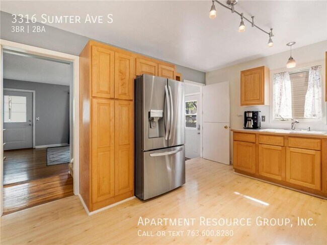 Foto del edificio - 3316 Sumter Ave S