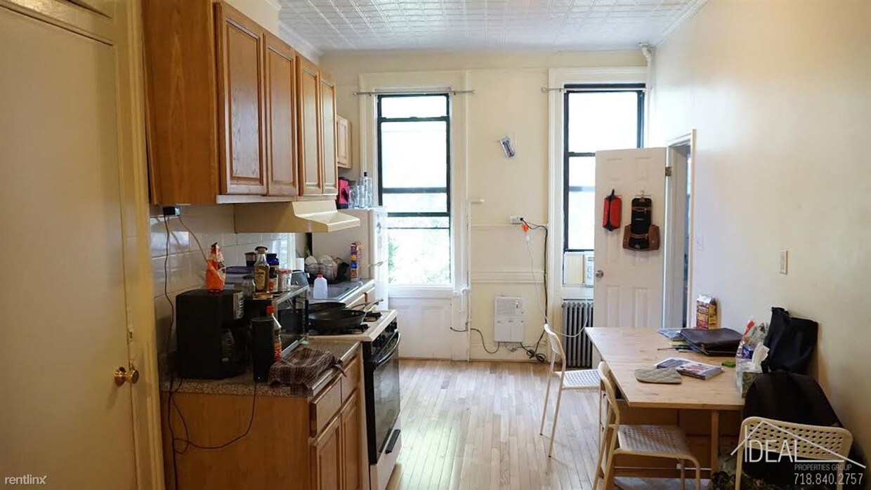 Foto principal - 43 Montrose Ave
