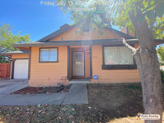 Building Photo - 1001 Silvano St