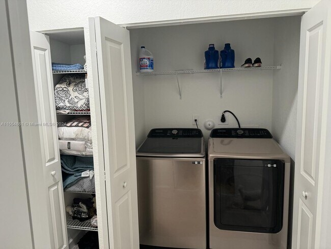 Foto del edificio - 23505 SW 129th Ave