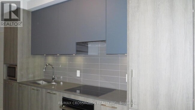 Building Photo - 18 Water Walk Dr
