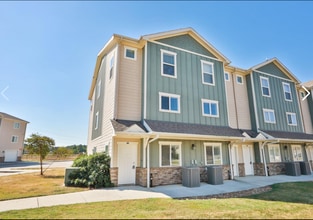 Building Photo - 12603 Telge Rd