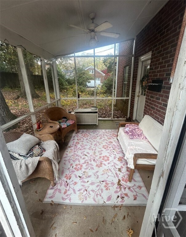 Foto del edificio - 215 Hodgson Dr