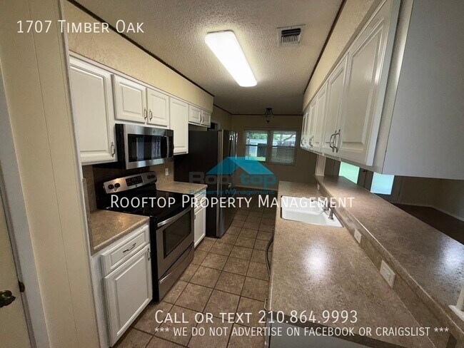 Foto del edificio - 1707 Timber Oak St
