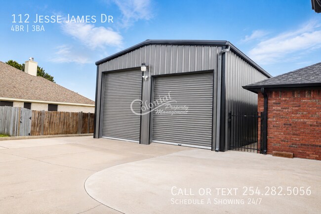 Foto del edificio - 112 Jesse James Dr