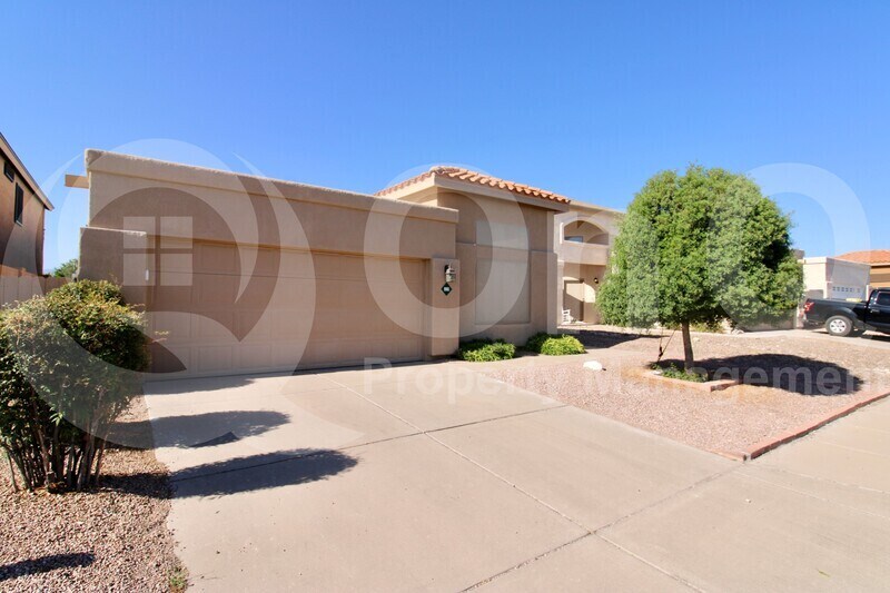 Foto principal - 9951 E Paseo San Ardo